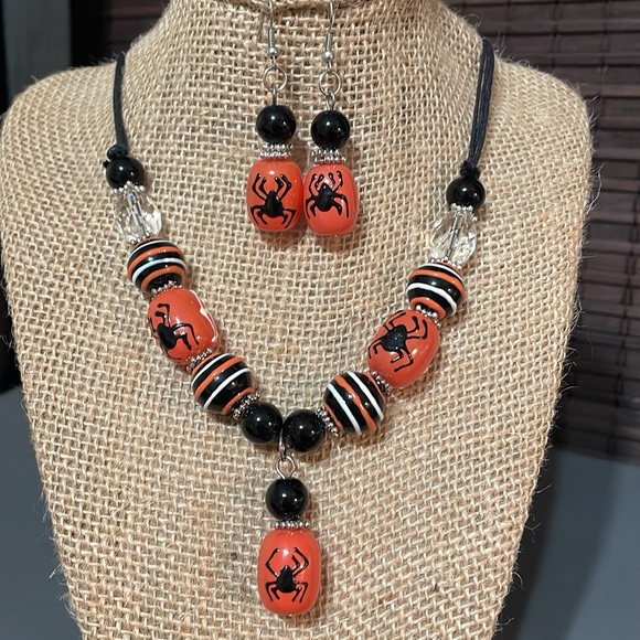 Pier 1 Imports Hand Painted Glass Bead Seasonal Necklace & Earring Set - Picture 2 of 9